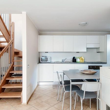 Sky Attic 72 - The House Of Travelers Apartment Como Ngoại thất bức ảnh