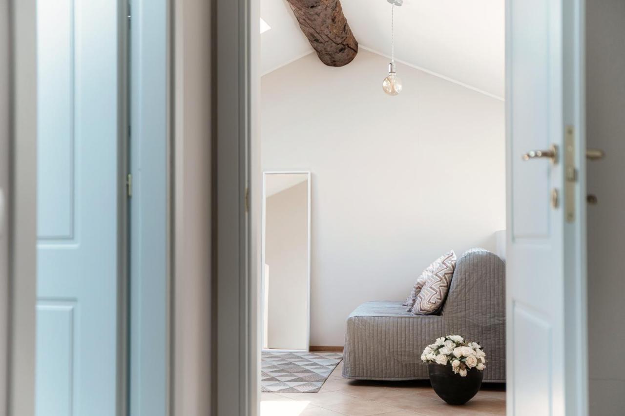 Sky Attic 72 - The House Of Travelers Apartment Como Ngoại thất bức ảnh
